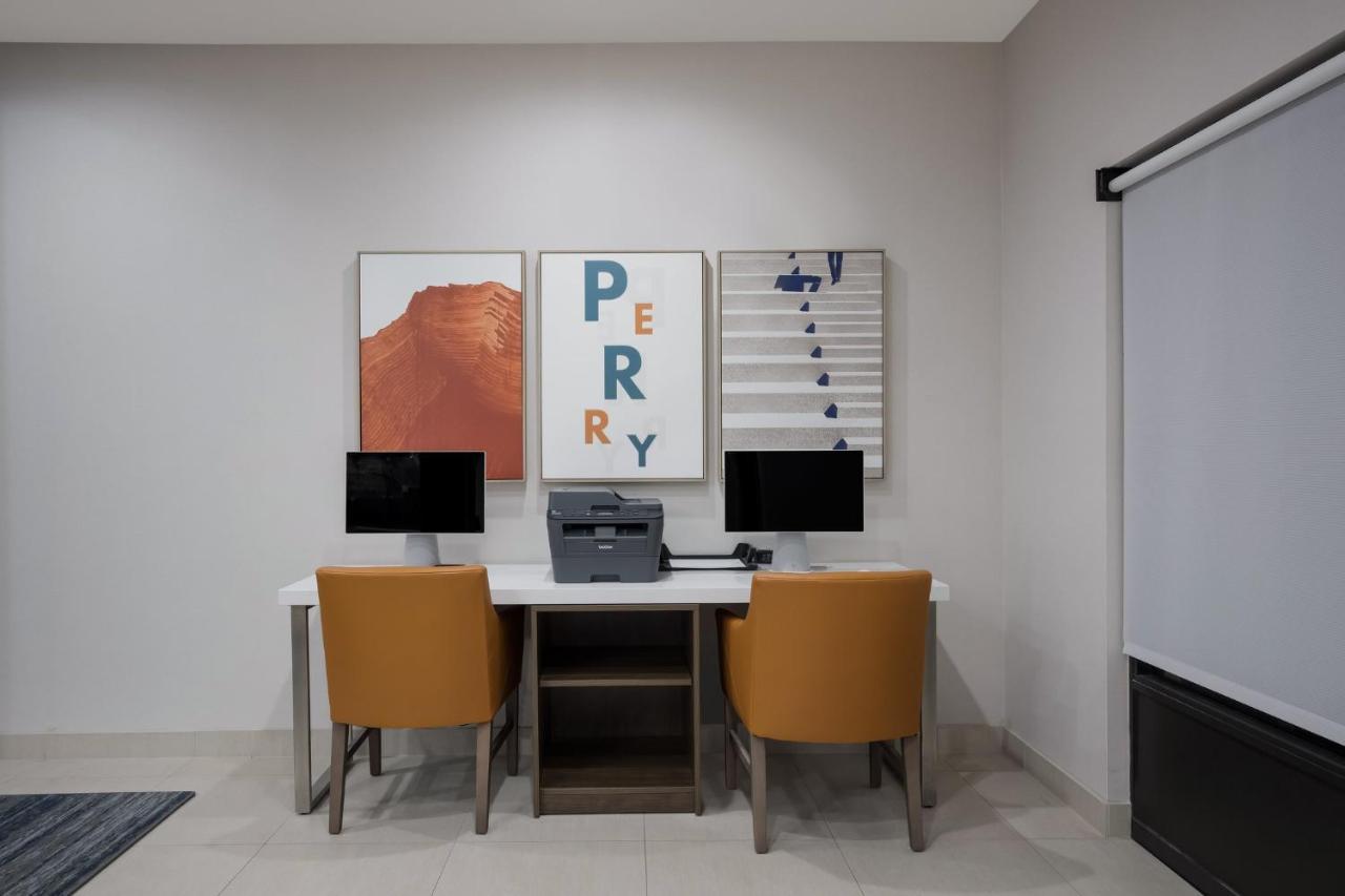 Holiday Inn Express Hotel & Suites Perry, An Ihg Hotel Εξωτερικό φωτογραφία