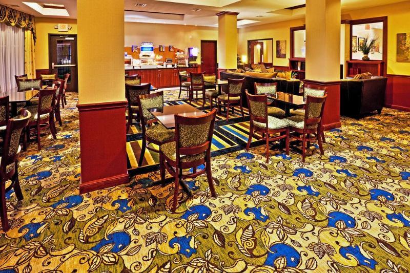 Holiday Inn Express Hotel & Suites Perry, An Ihg Hotel Εξωτερικό φωτογραφία